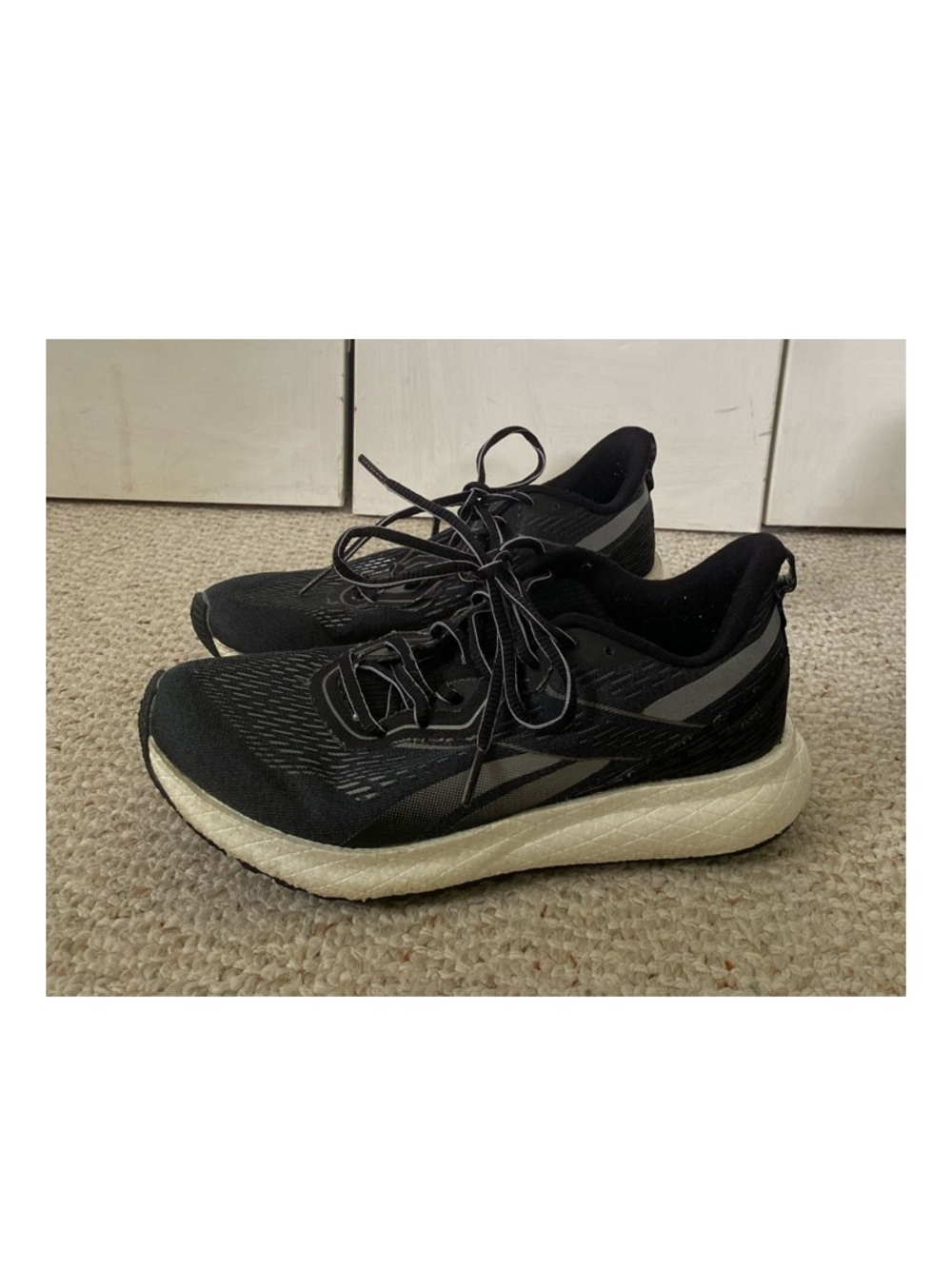 Reebok Black Trainers with White Midsole